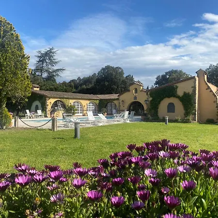Masia Mimosa Pool House