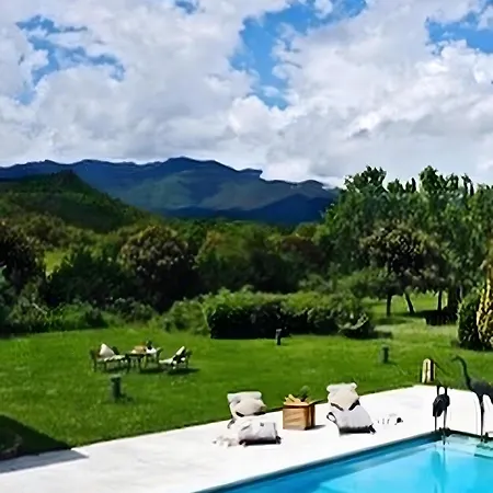 Masia Mimosa Pool House 公寓 *