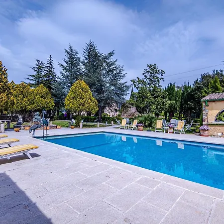 Masia Mimosa Pool House Darnius